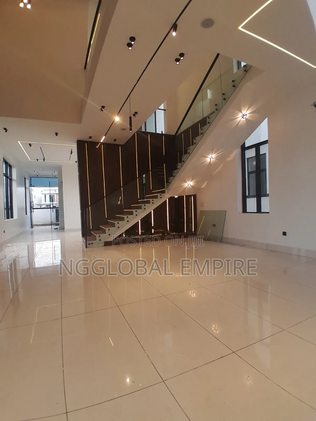 5bdrm Duplex in Lekki Palm City, Ado / Ajah for sale in Ado / Ajah