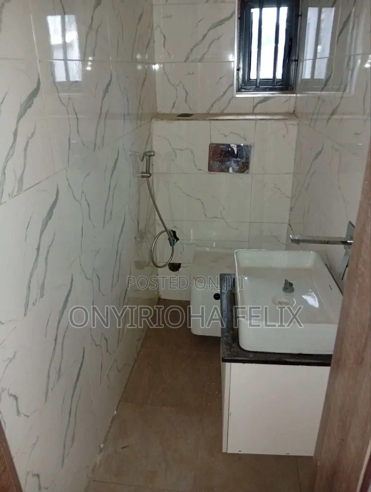 4bdrm Townhouse / Terrace in Iife Camp Main for rent in Life Camp