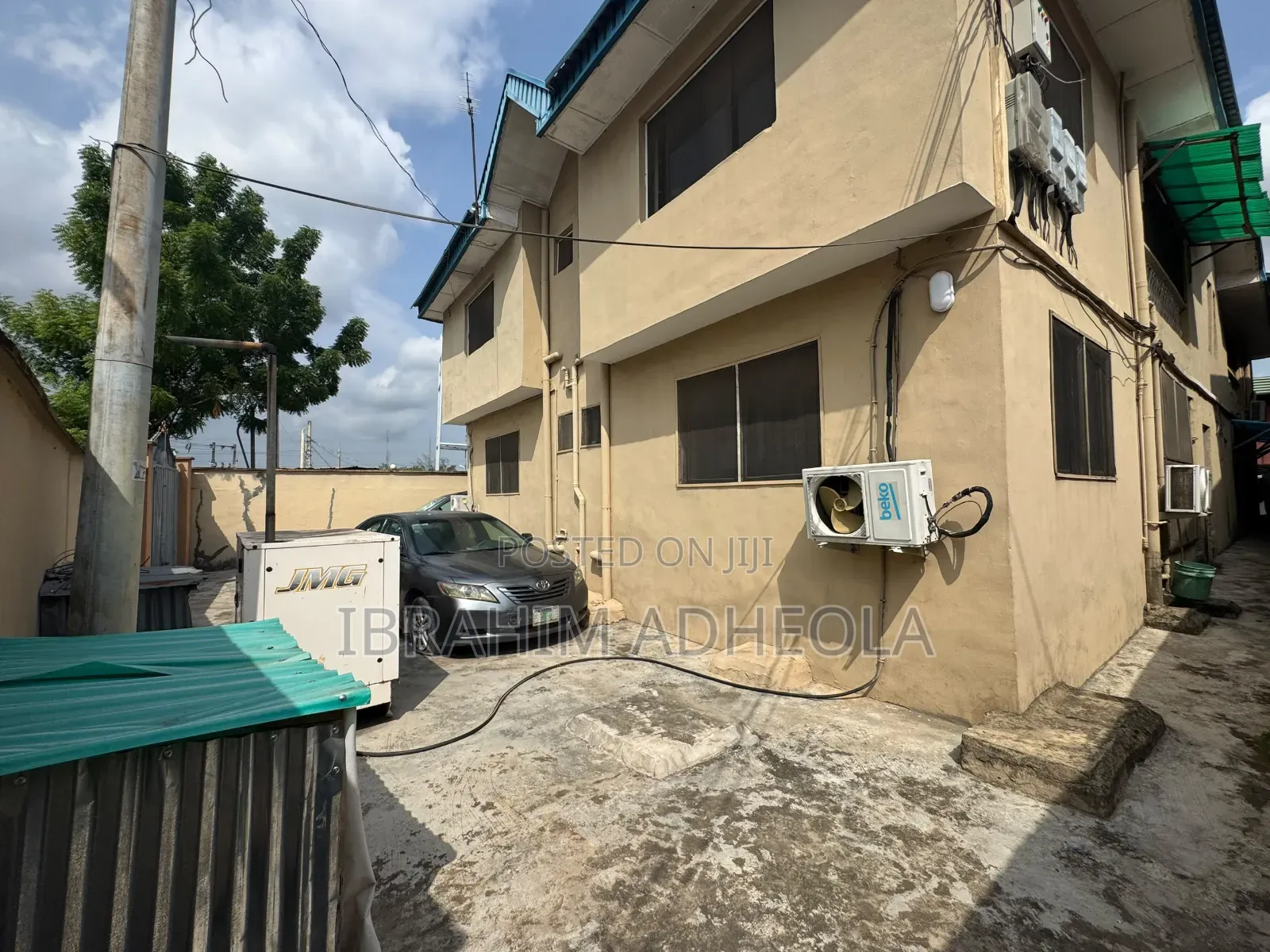 3bdrm Block of Flats in Adeniyi Jones for sale in Adeniyi Jones