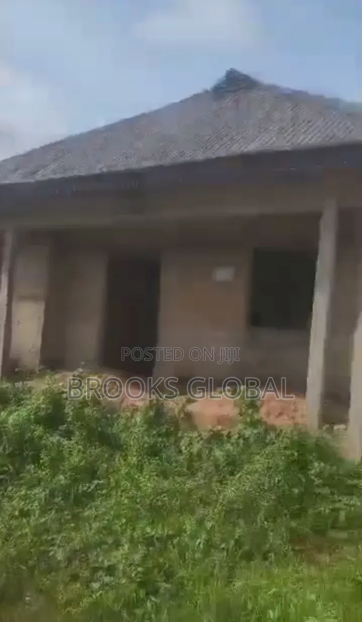 3bdrm Bungalow in Benin City for sale in Benin City