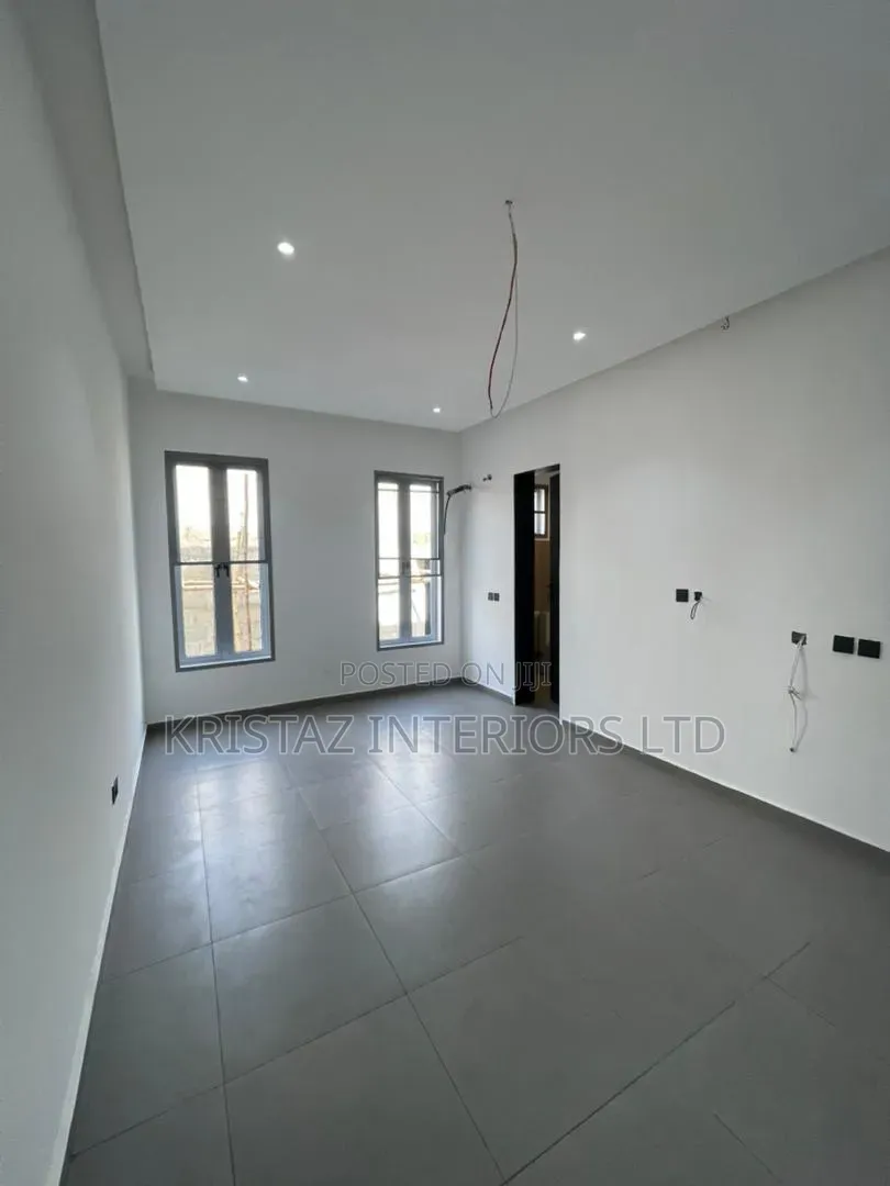 4bdrm Townhouse/Terrace in Lekki Phase 1 for sale in Lekki Phase 1