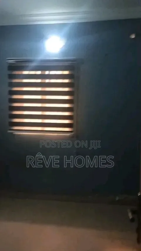 Furnished Mini Flat in Adekunle for rent in Adekunle