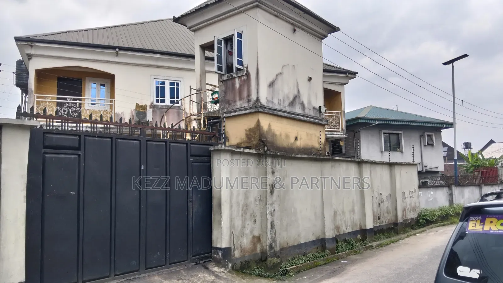 4bdrm Duplex in Stadium Road , Port, Rumuomasi for sale in Rumuomasi