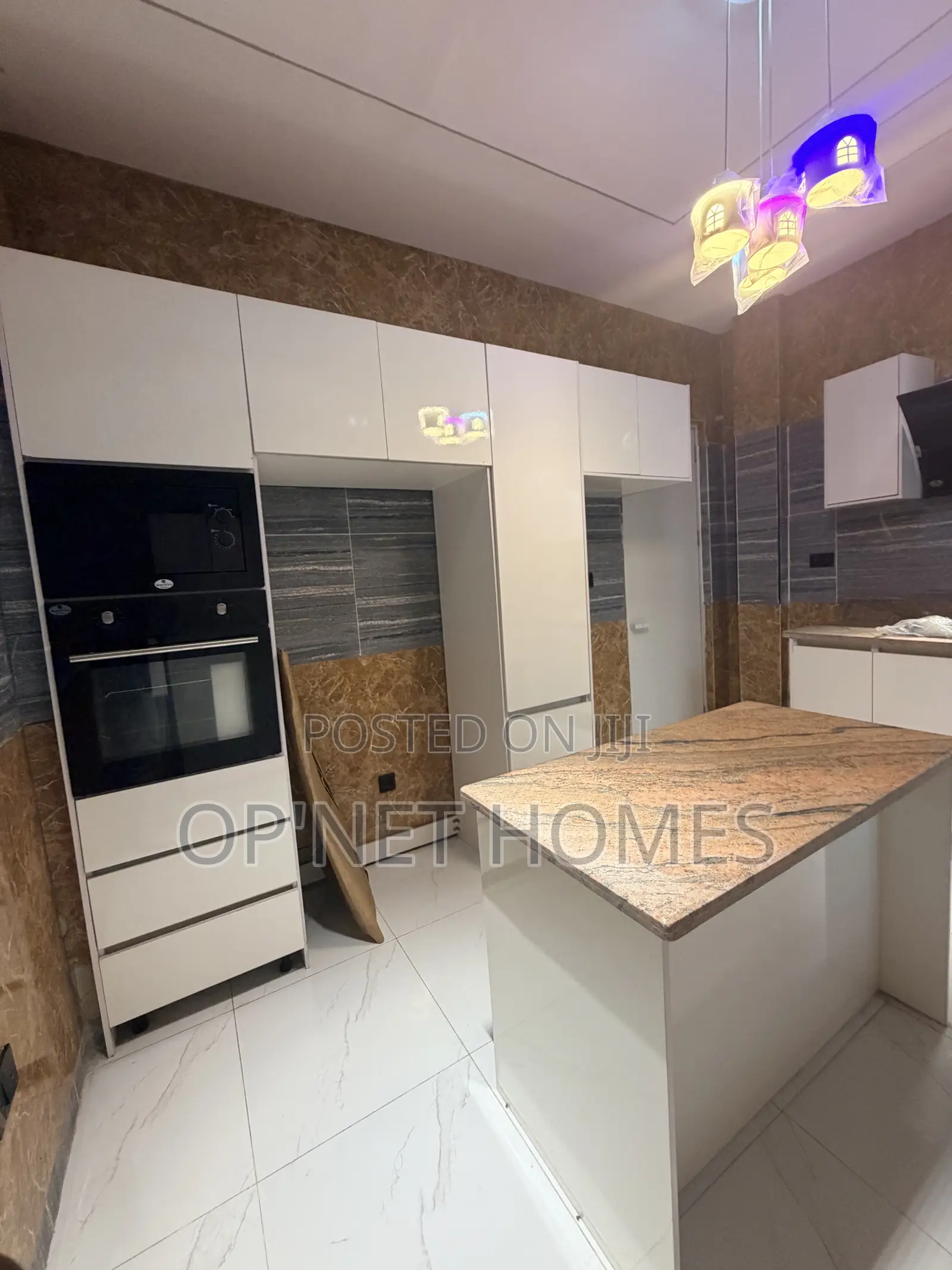 5bdrm Duplex in Lekki for sale in Lekki