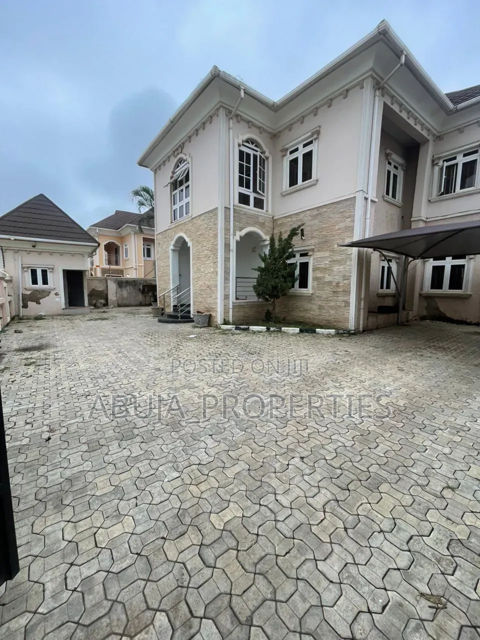 4bdrm Duplex in Copa Cabana Estates, Apo Resettlement for rent in Apo Resettlement