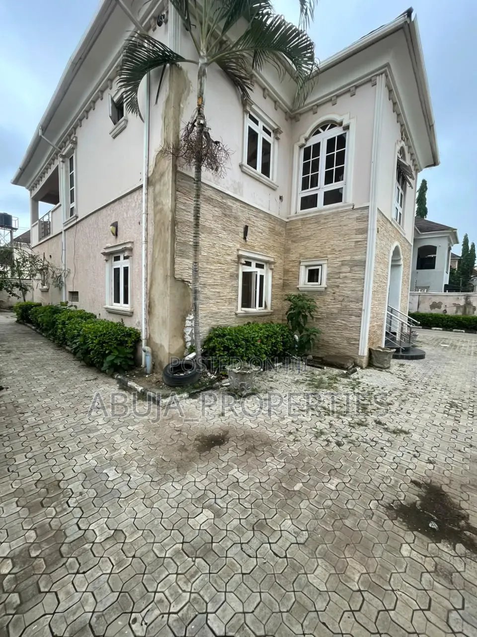 4bdrm Duplex in Copa Cabana Estates, Apo Resettlement for rent in Apo Resettlement