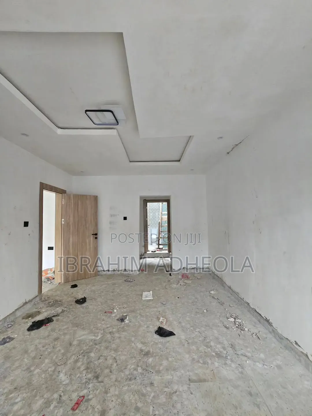 3bdrm Duplex in Ilupeju Estate for sale in Ilupeju Industrial Estate