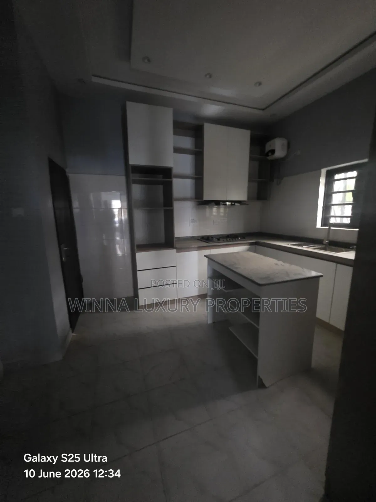 2bdrm Apartment in Vegars Court, Lugbe District for rent in Lugbe District