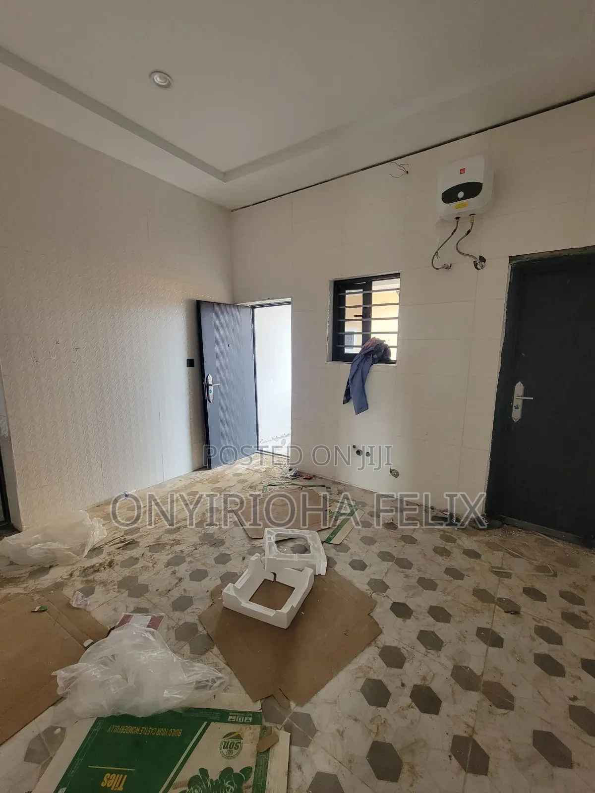 2bdrm Block of Flats in Lugbe Behind Dunamis for rent in Sabon Lugbe
