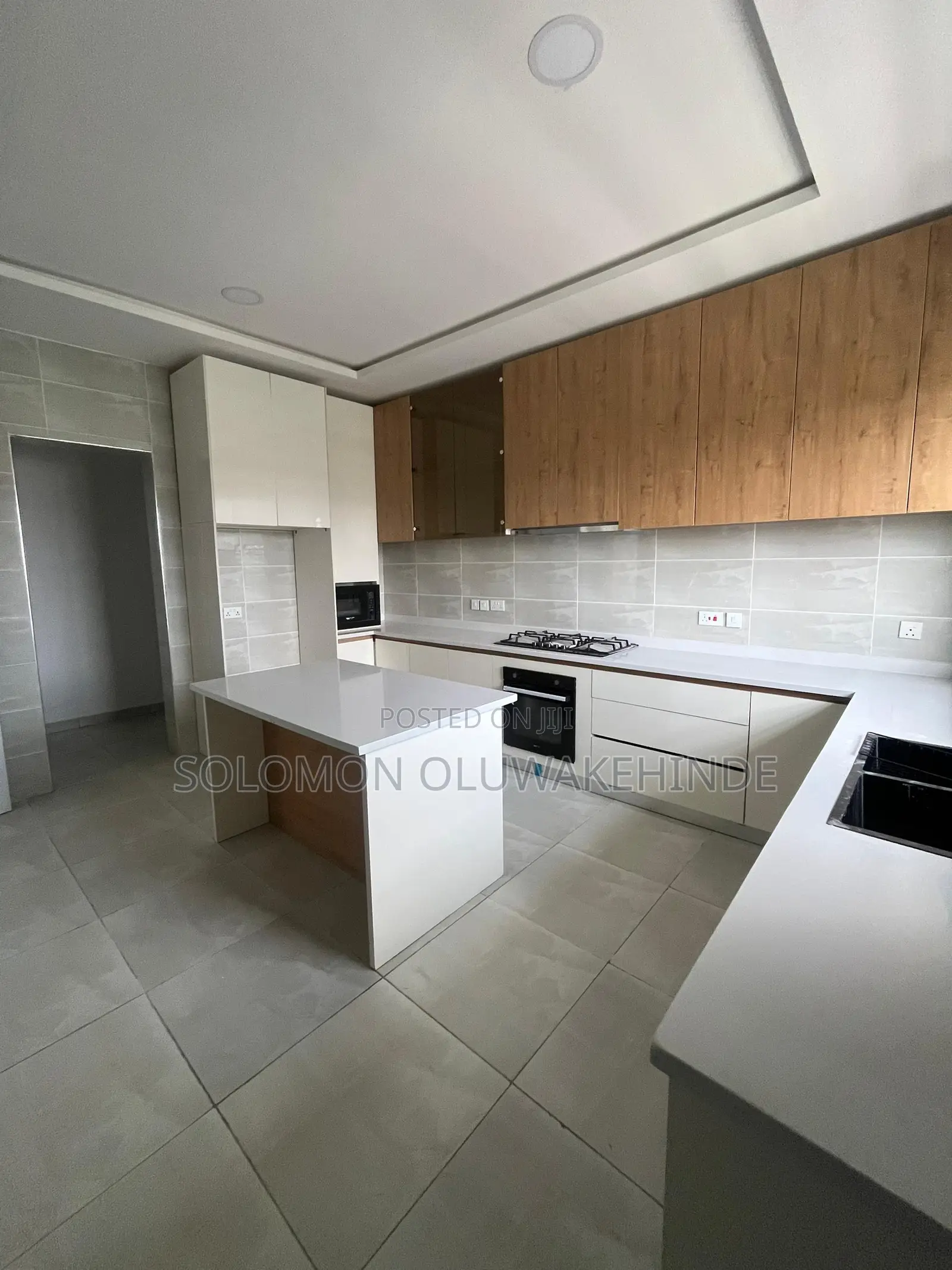 3bdrm Apartment in Oniru, Victoria Island Extension for sale in Victoria Island Extension