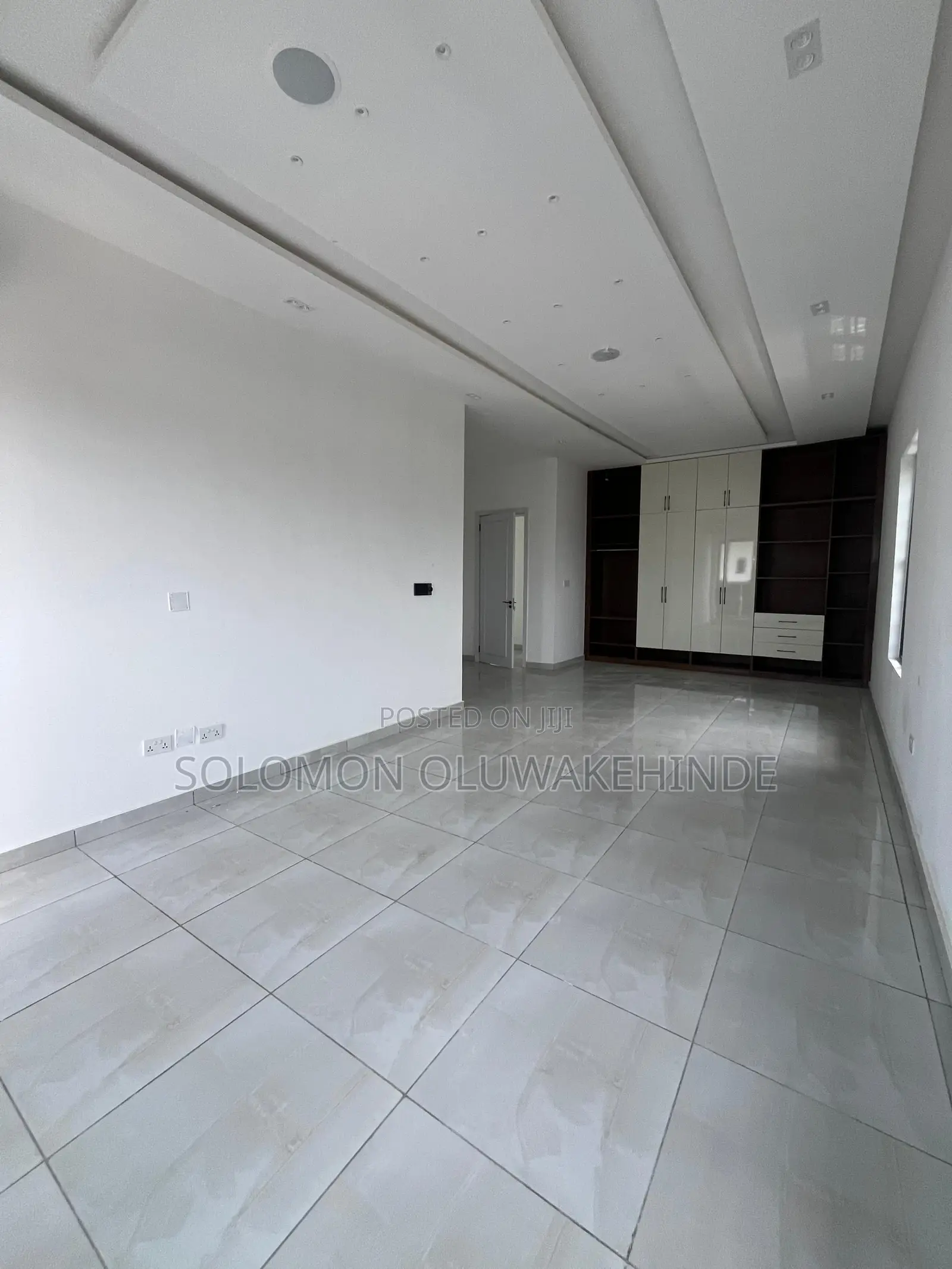 3bdrm Apartment in Oniru, Victoria Island Extension for sale in Victoria Island Extension