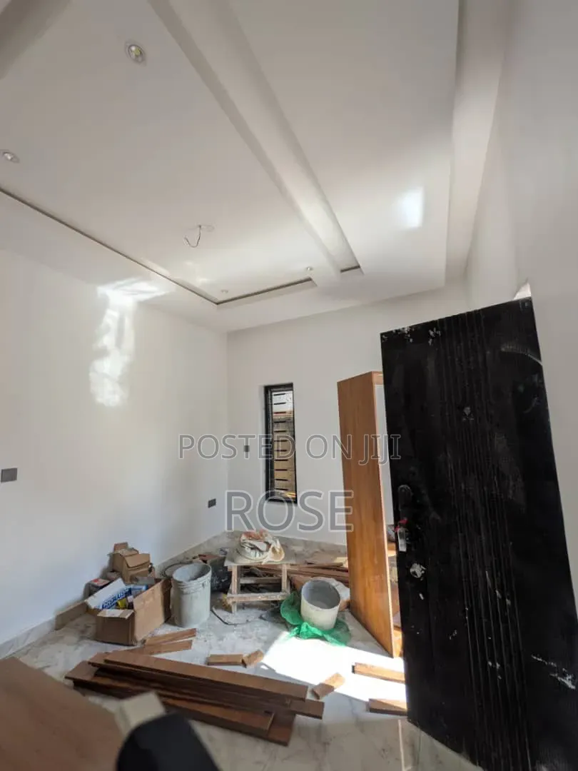 2bdrm Block of Flats in Aka Etinan, Uyo for rent in Uyo
