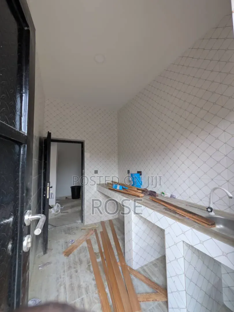 2bdrm Block of Flats in Aka Etinan, Uyo for rent in Uyo
