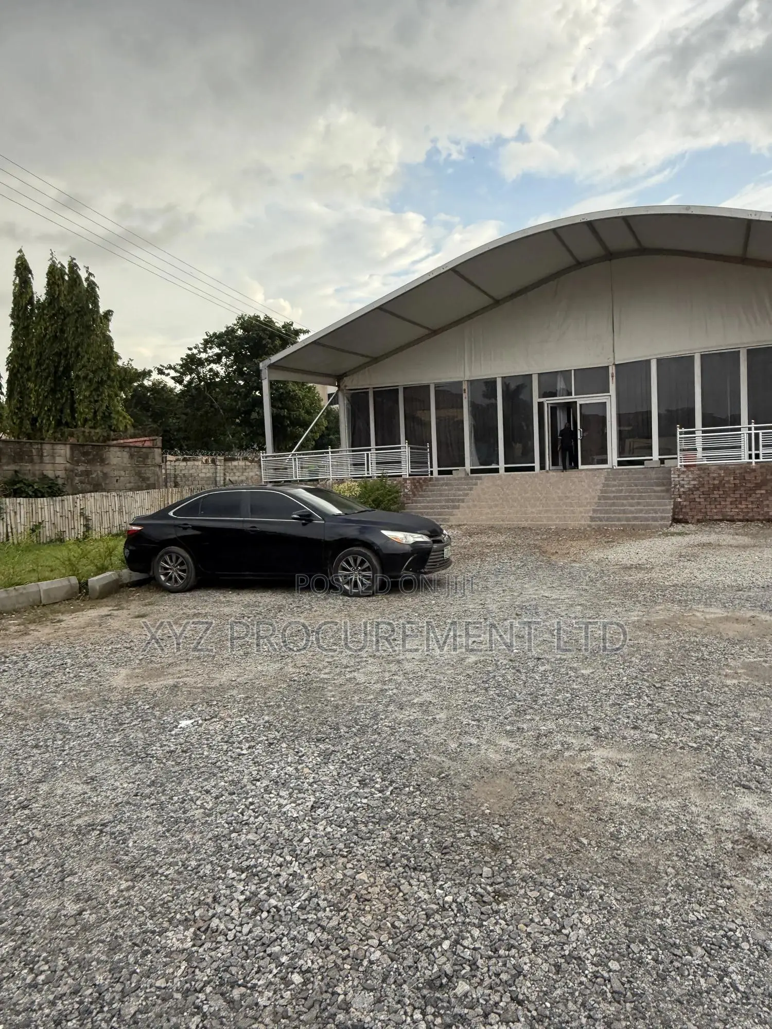 800 to 1000 Capacity Hall Per Usage at Lifecamp in Life Camp