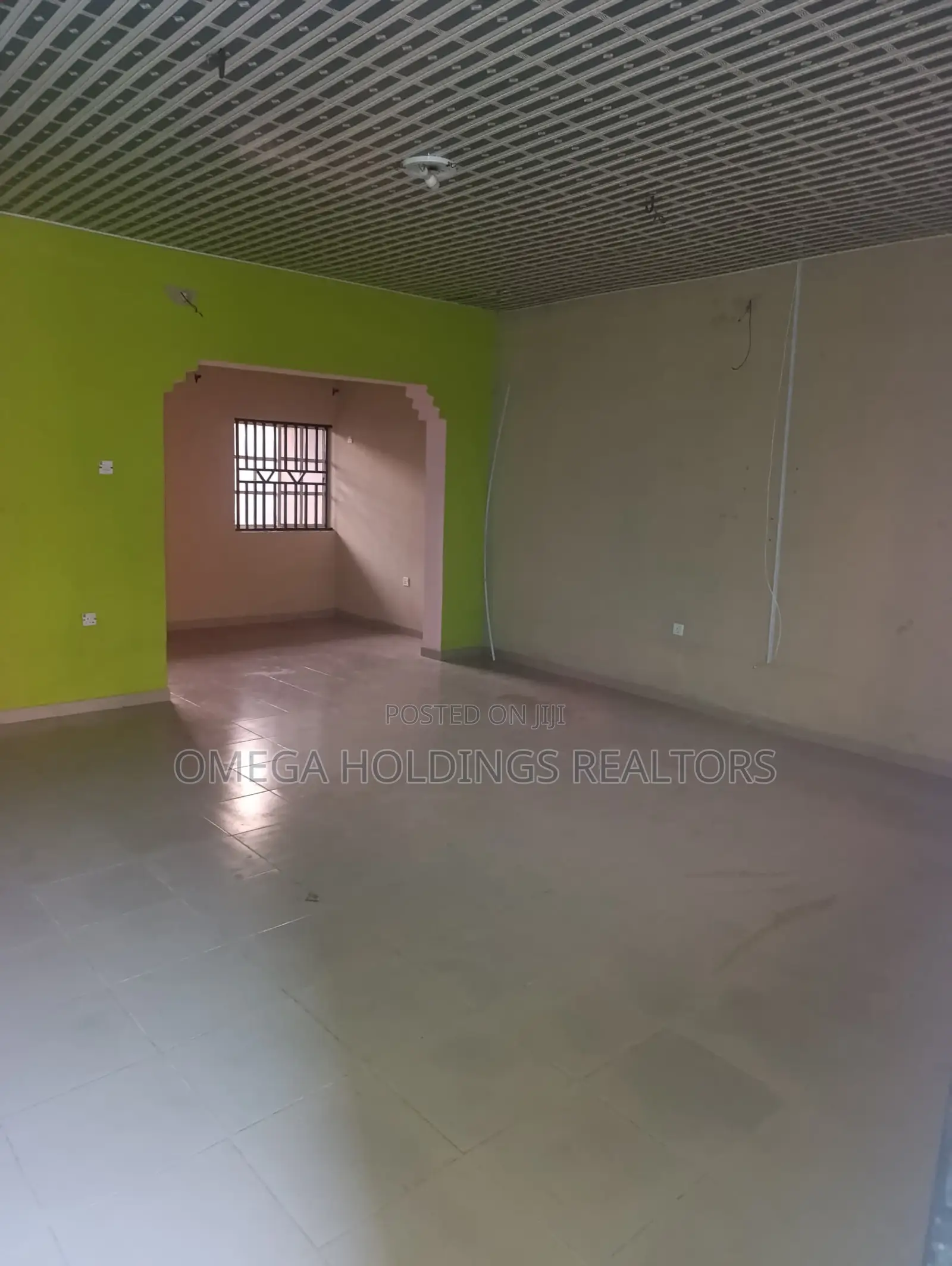 6bdrm Bungalow in Eleta, Oluyole for sale in Oluyole