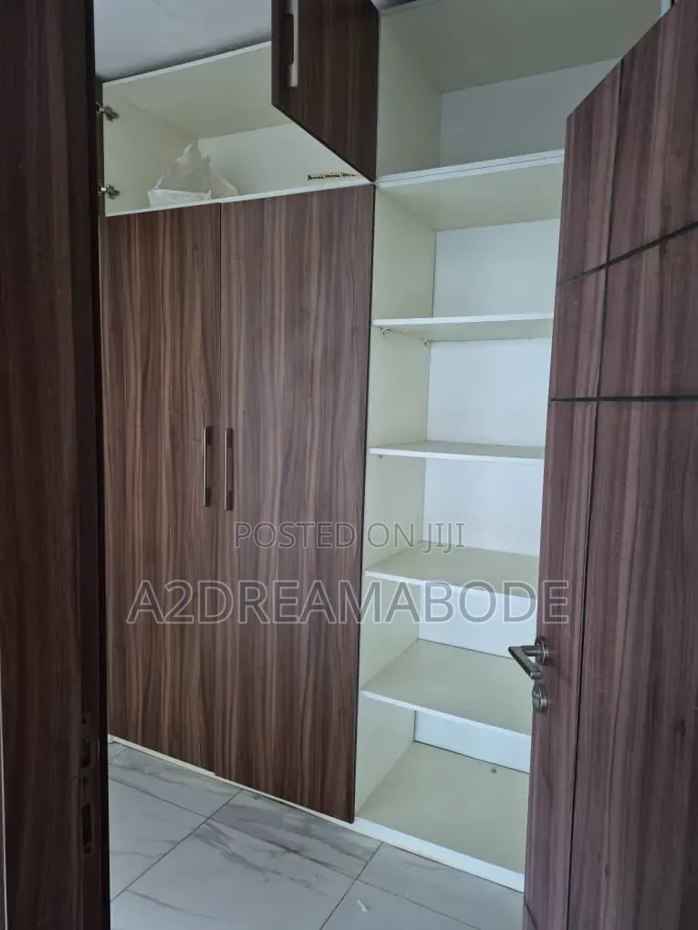 2bdrm Apartment in Lekki Phase 1 for rent in Lekki Phase 1
