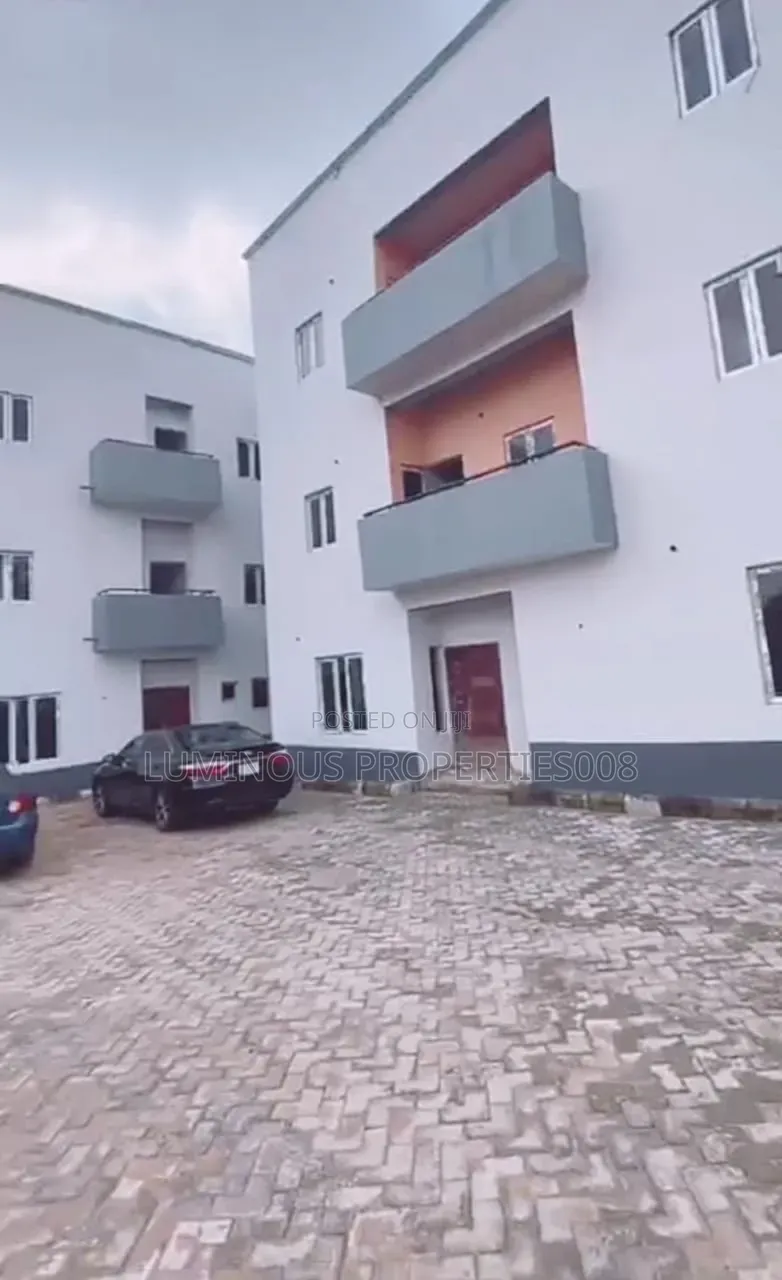 4bdrm Duplex in Tangerine Estate, Gaduwa for sale in Gaduwa