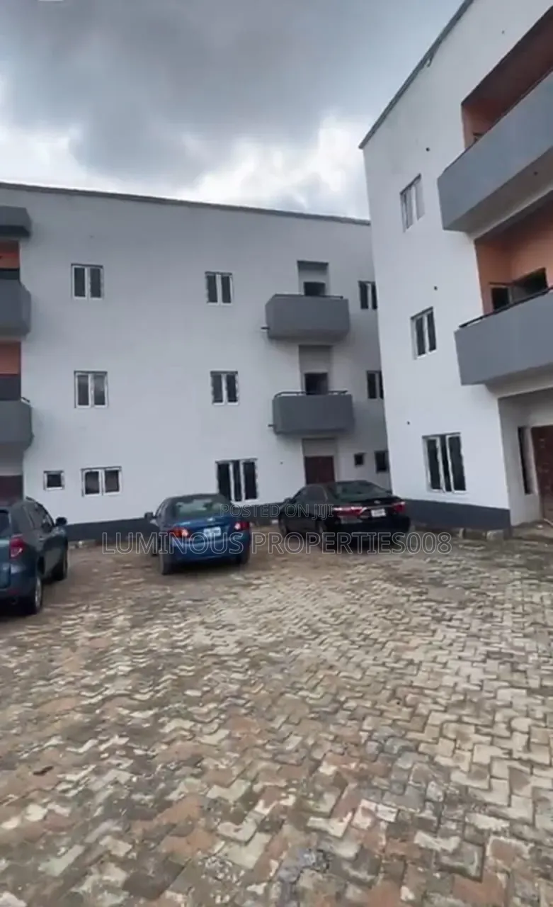 4bdrm Duplex in Tangerine Estate, Gaduwa for sale in Gaduwa