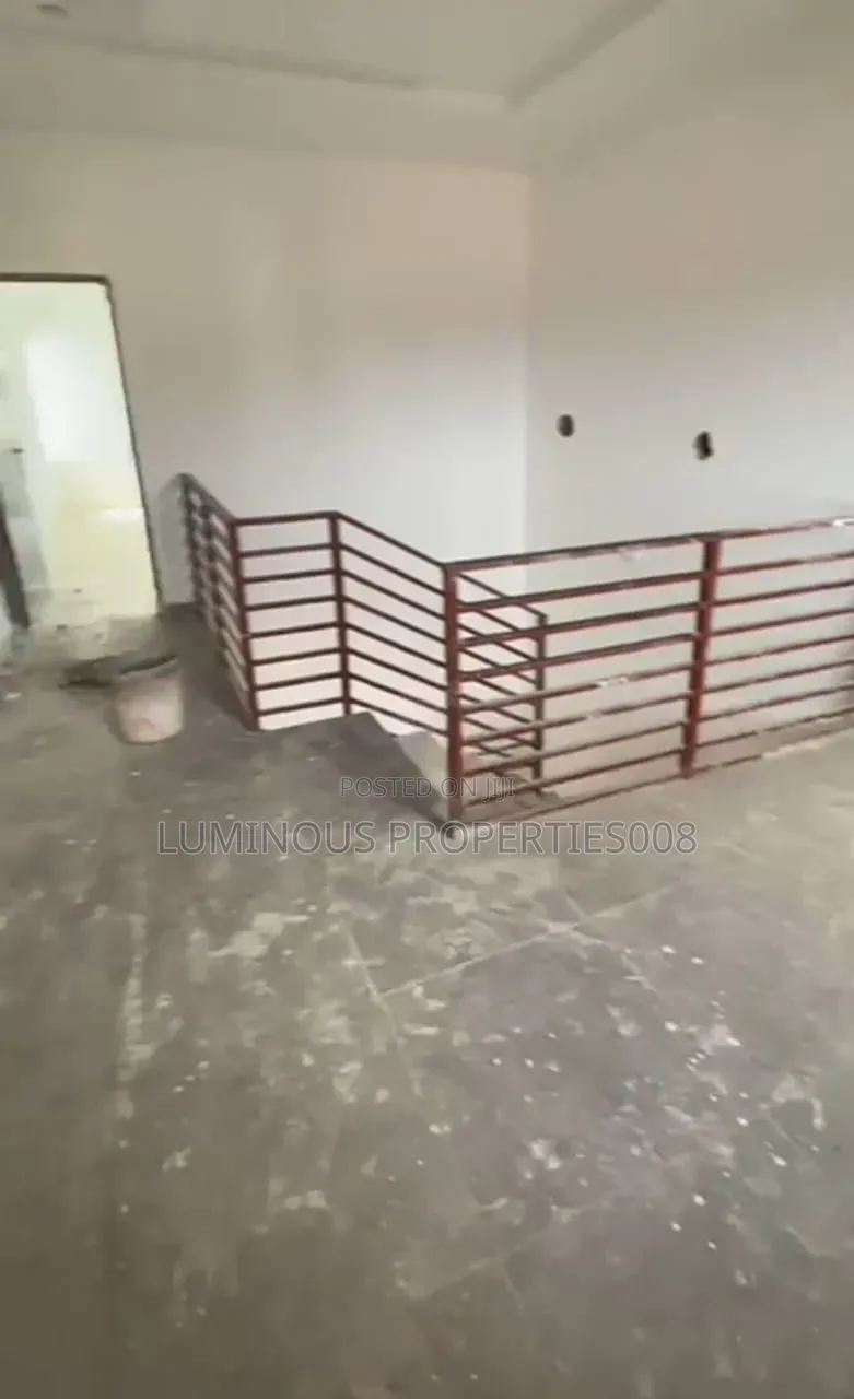 4bdrm Duplex in Tangerine Estate, Gaduwa for sale in Gaduwa