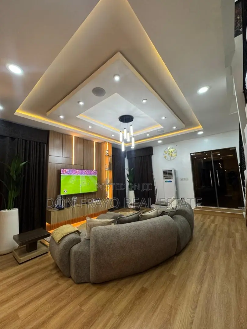 4bdrm Duplex in Lere Adigun Gra, Basorun for rent in Basorun
