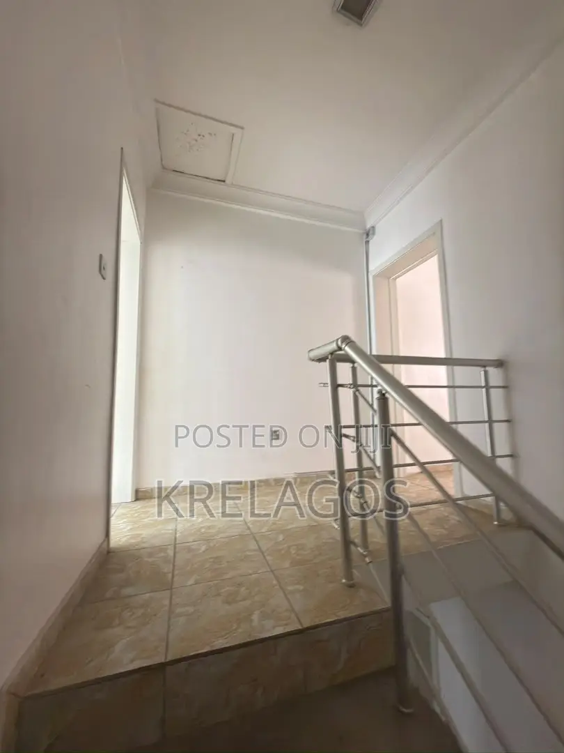4bdrm Duplex in Ikate for rent in Ikate