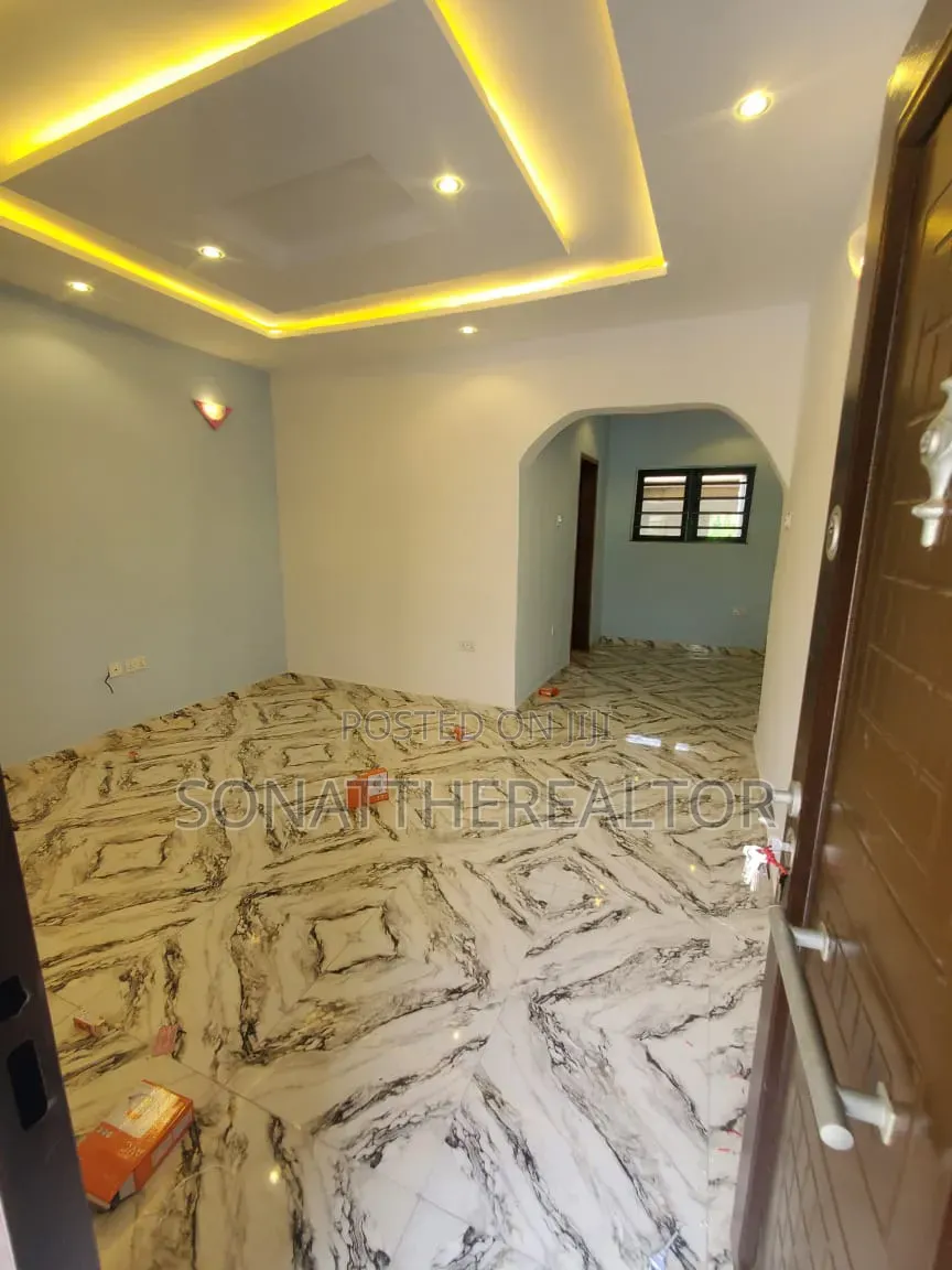 2bdrm Apartment in Paradise Estate, Akobo for rent in Akobo