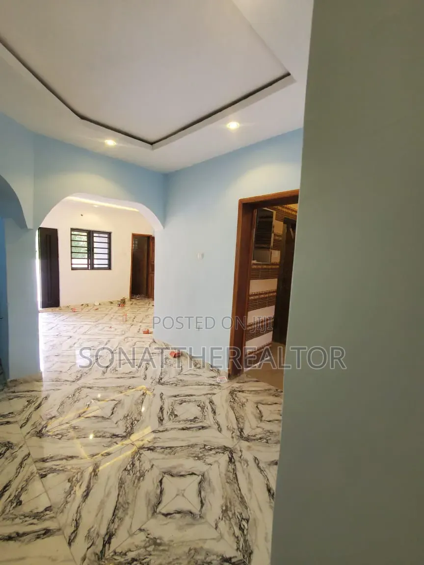 2bdrm Apartment in Paradise Estate, Akobo for rent in Akobo