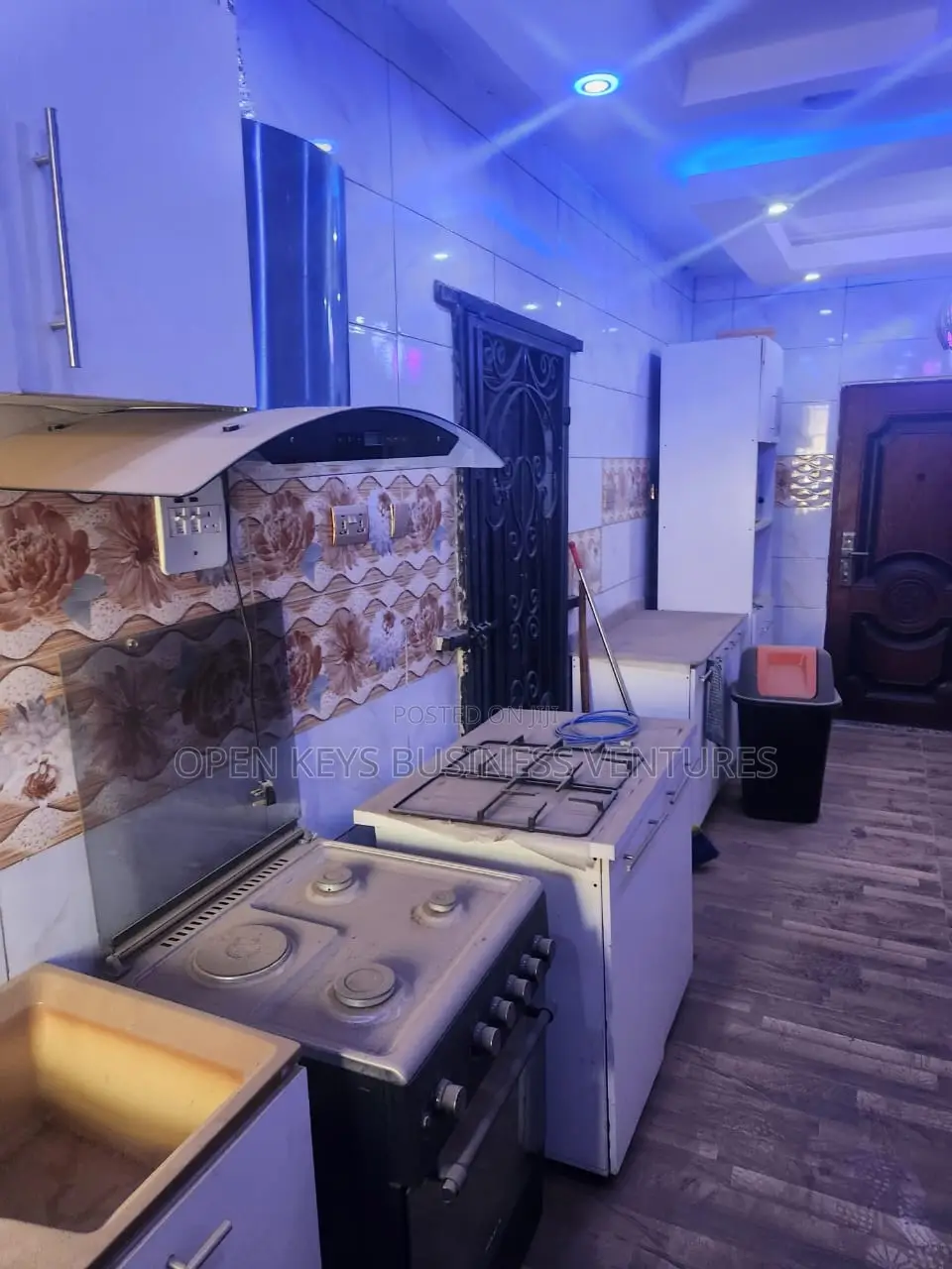 3bdrm Duplex in Grand Maridos, Akala Express for sale in Akala Express