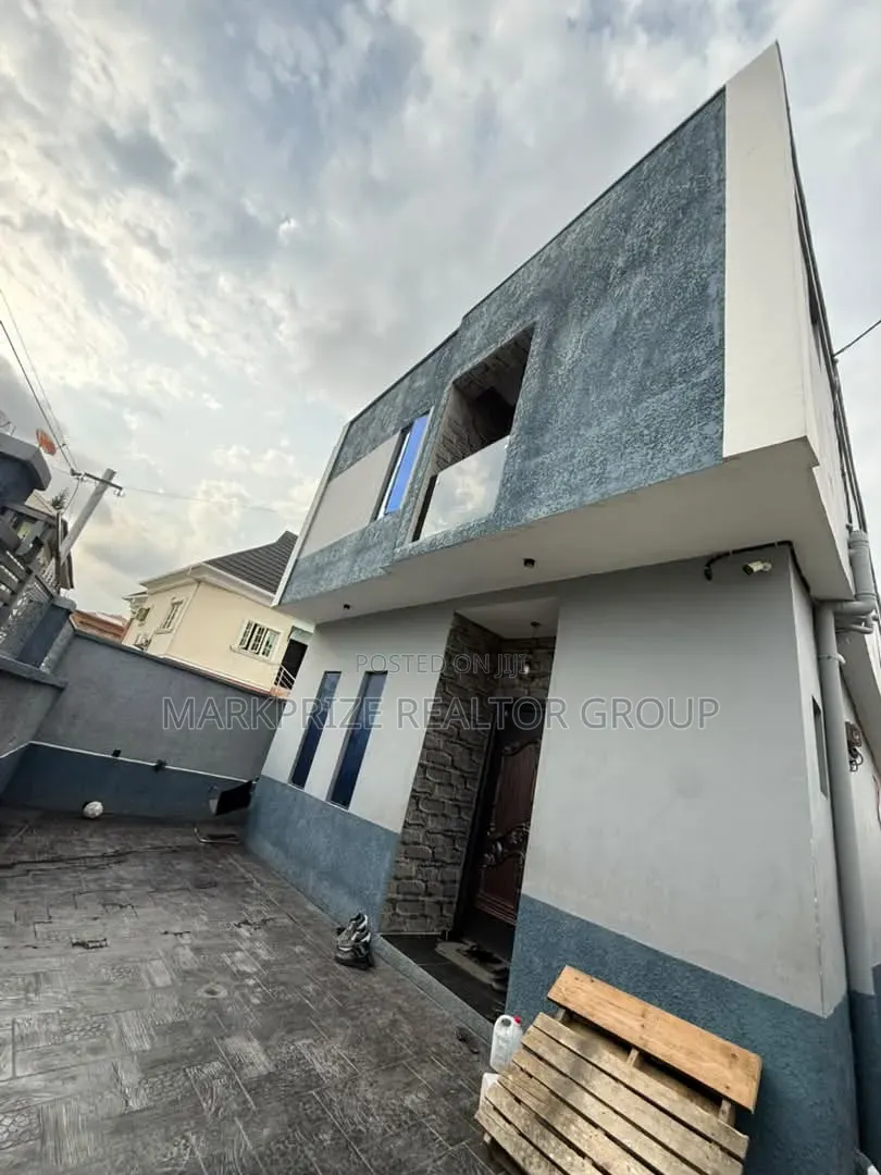 4bdrm Duplex in Gbagada Lagos for sale in Ifako-Gbagada
