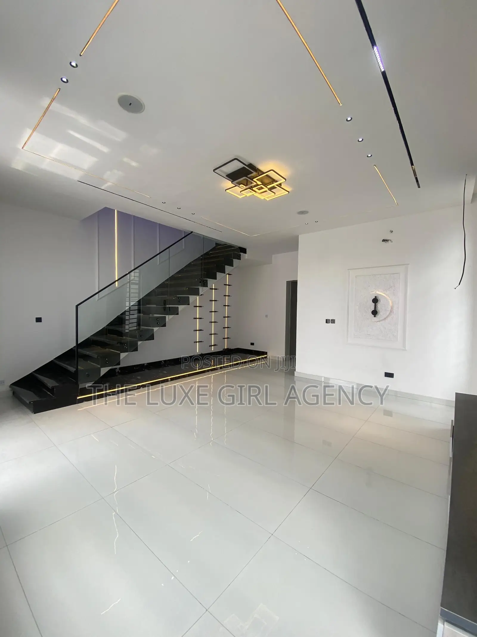 4bdrm Duplex in Ikota Lekki for sale in Ikota