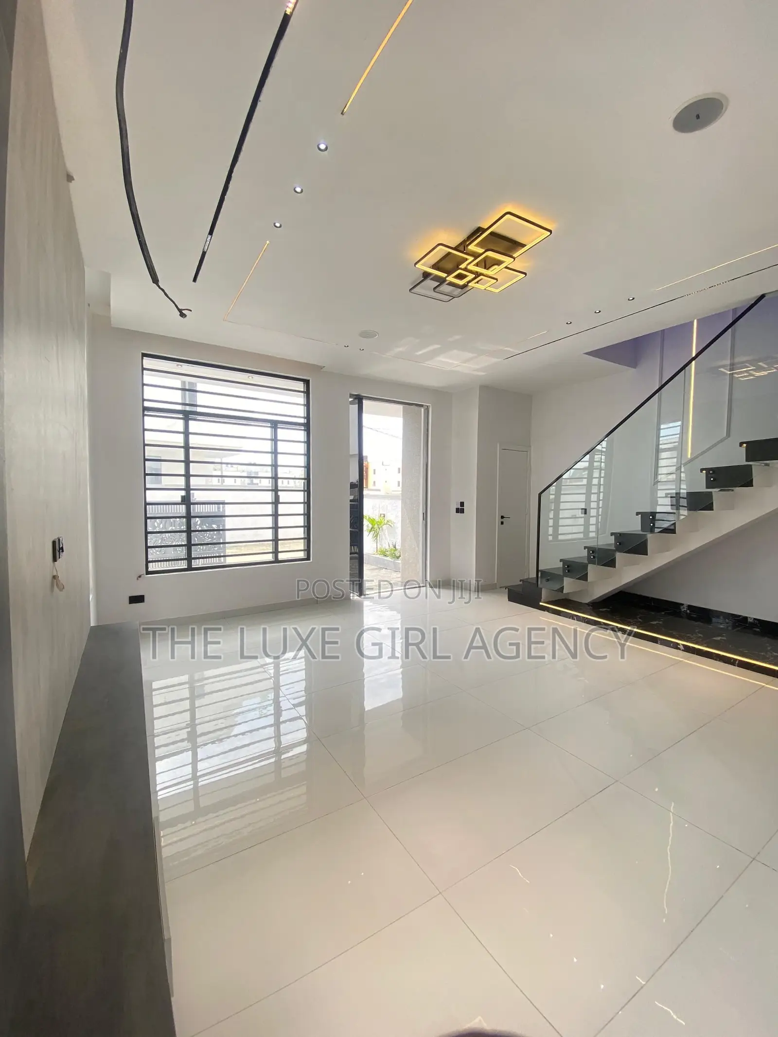 4bdrm Duplex in Ikota Lekki for sale in Ikota