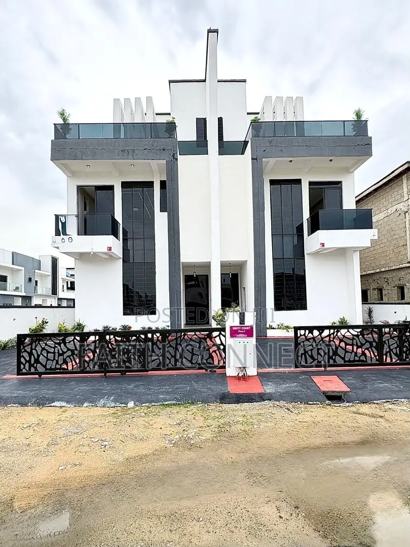 5bdrm Duplex in Abraham Adesanya for sale in Abraham Adesanya Estate