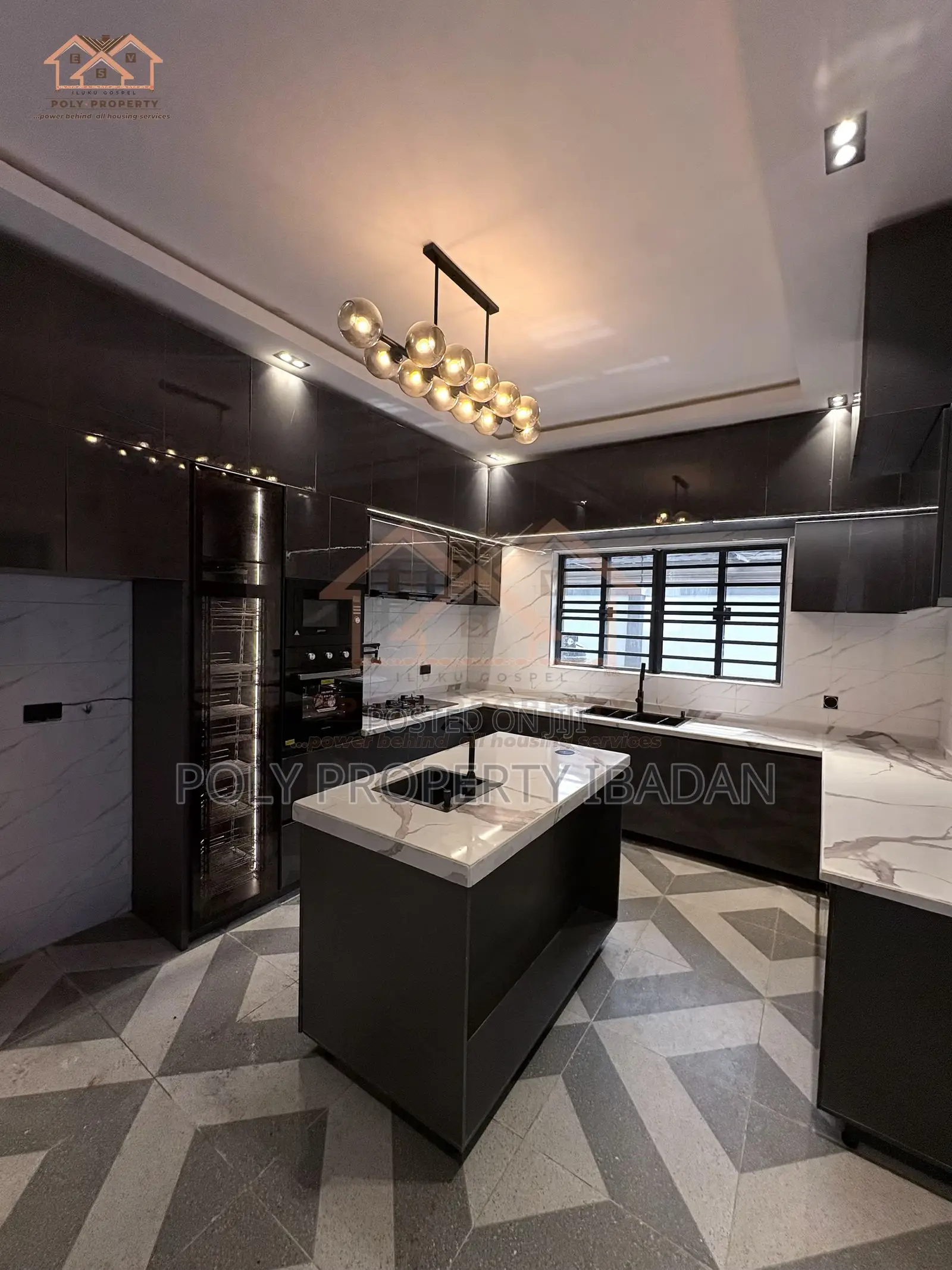 4bdrm Duplex in Kola Lawal Estate, Ibadan for sale in Ibadan