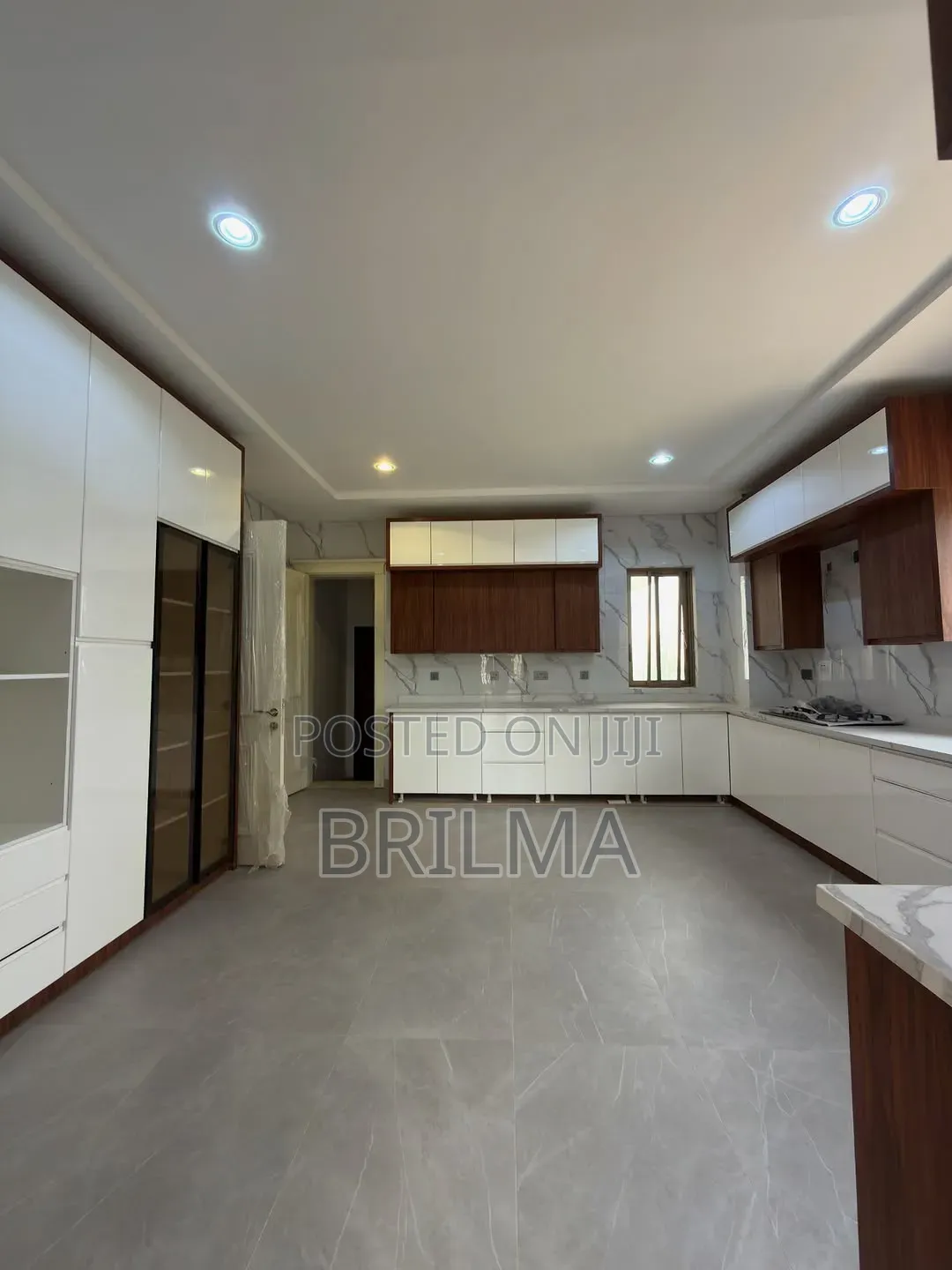 4bdrm Duplex in Maitama for sale in Maitama