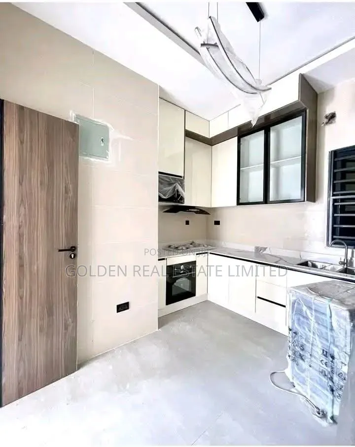 3bdrm Apartment in Lekki Phase 1 for sale in Lekki Phase 1