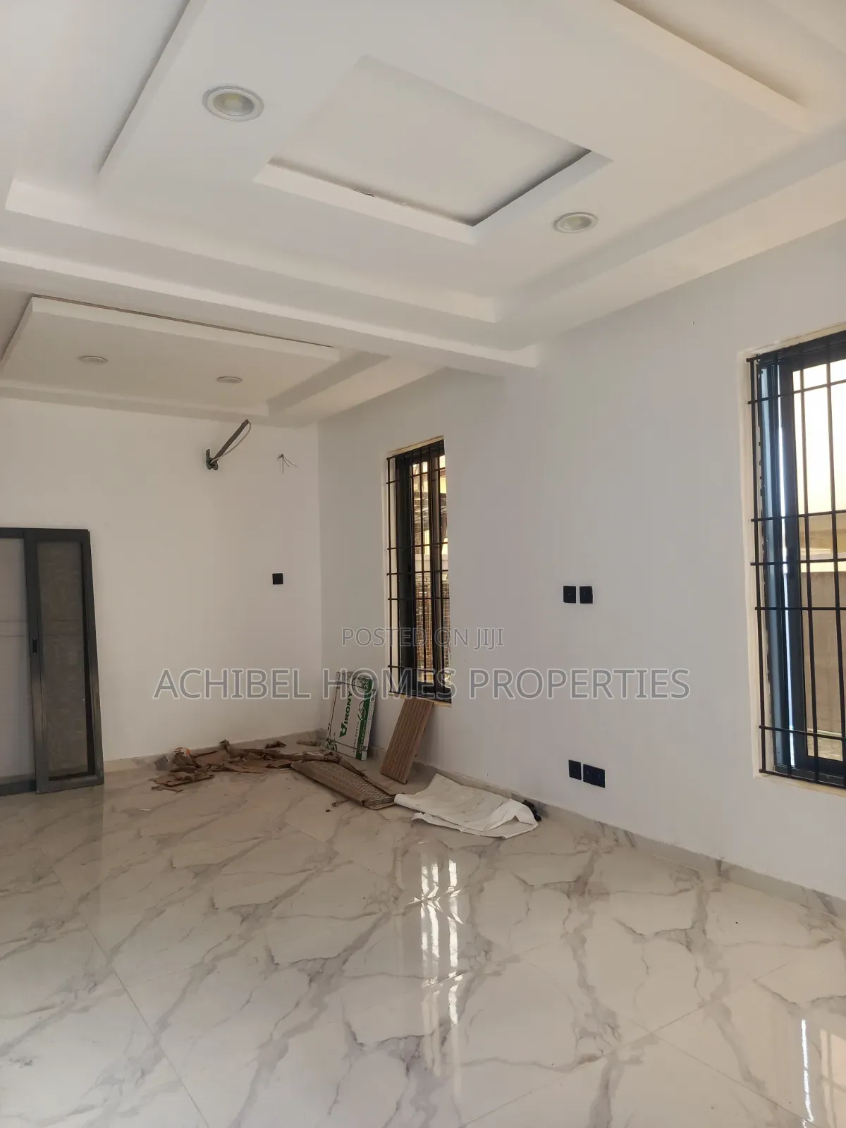4bdrm Duplex in Off Fola Osibo, Lekki Phase 1 for rent in Lekki Phase 1