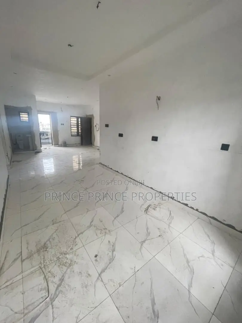 Furnished 2bdrm Apartment in Surulere for sale in Aguda / Surulere