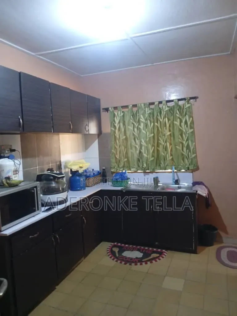 Furnished 18bdrm Block of Flats in Iju-Ishaga for sale in Iju-Ishaga