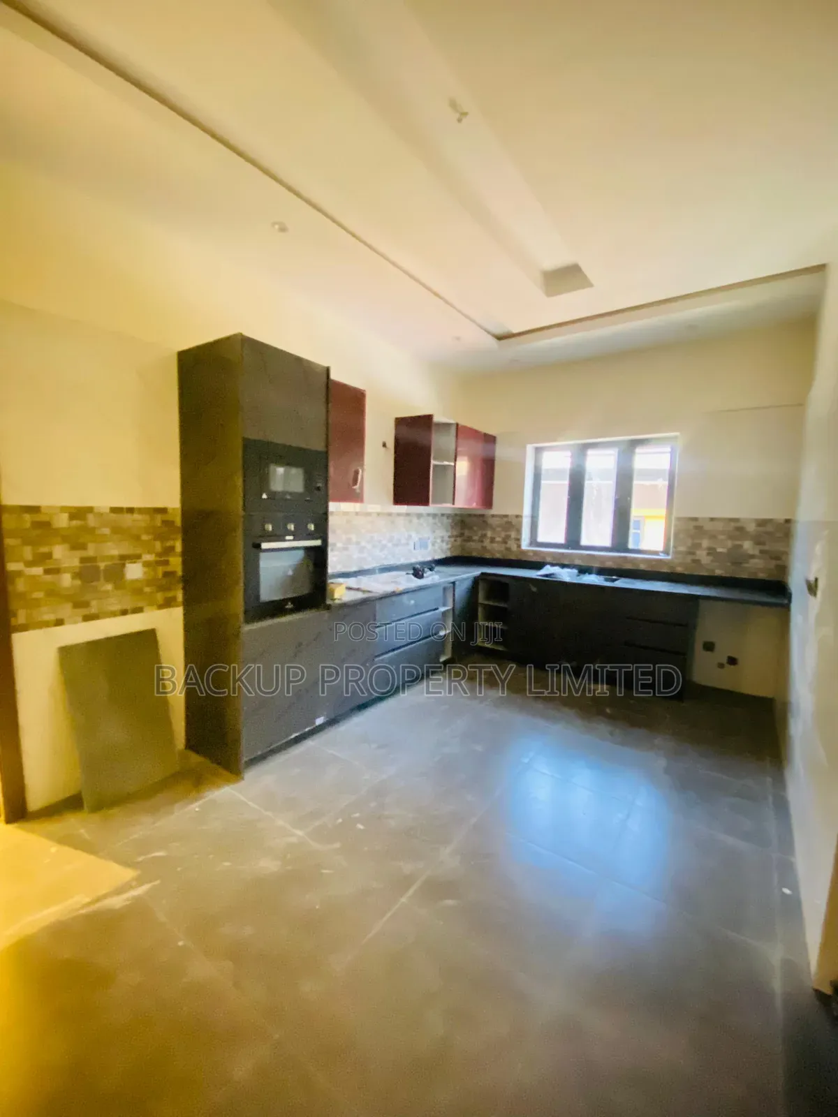 3bdrm Apartment in Shomolu / Shomolu for sale in Shomolu / Shomolu