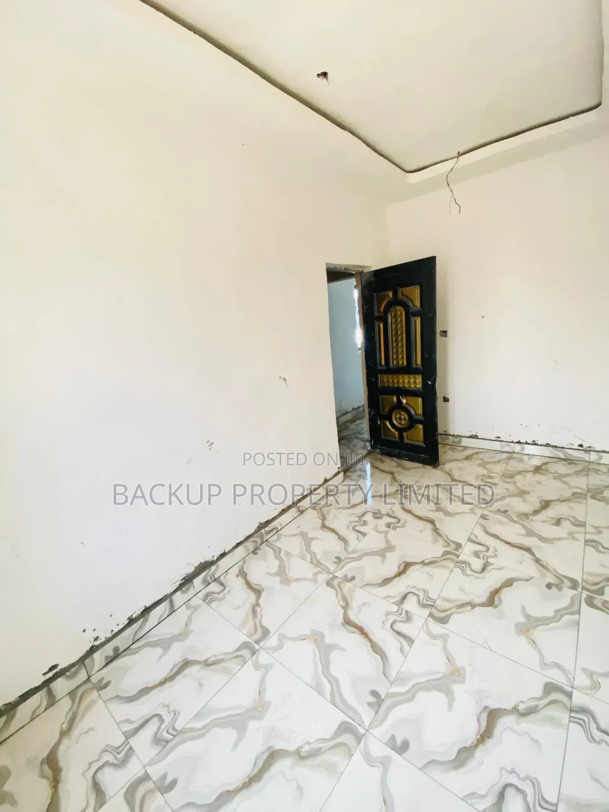 Studio Apartment in Shomolu / Shomolu for sale in Shomolu / Shomolu