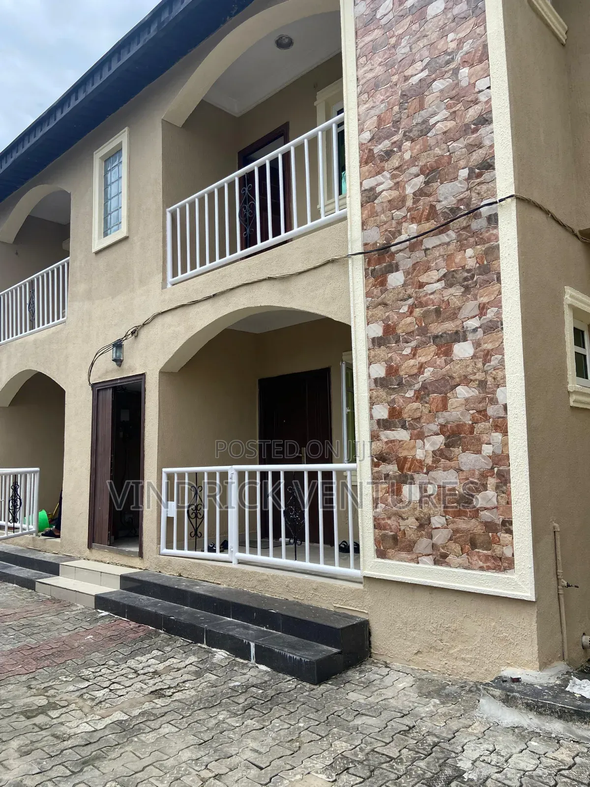 2bdrm Apartment in Off Mobil Road Ilaje for rent in Ilaje / Lekki