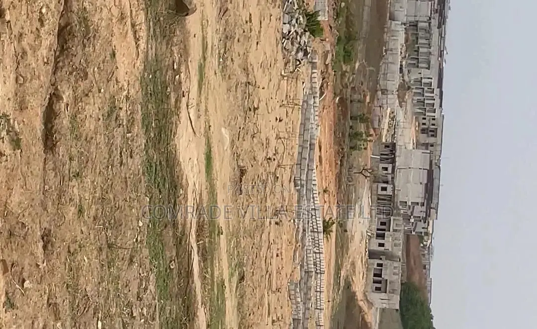 350sqm for 4bd Duplex With Attached Bq at Comrade Residence in FHA