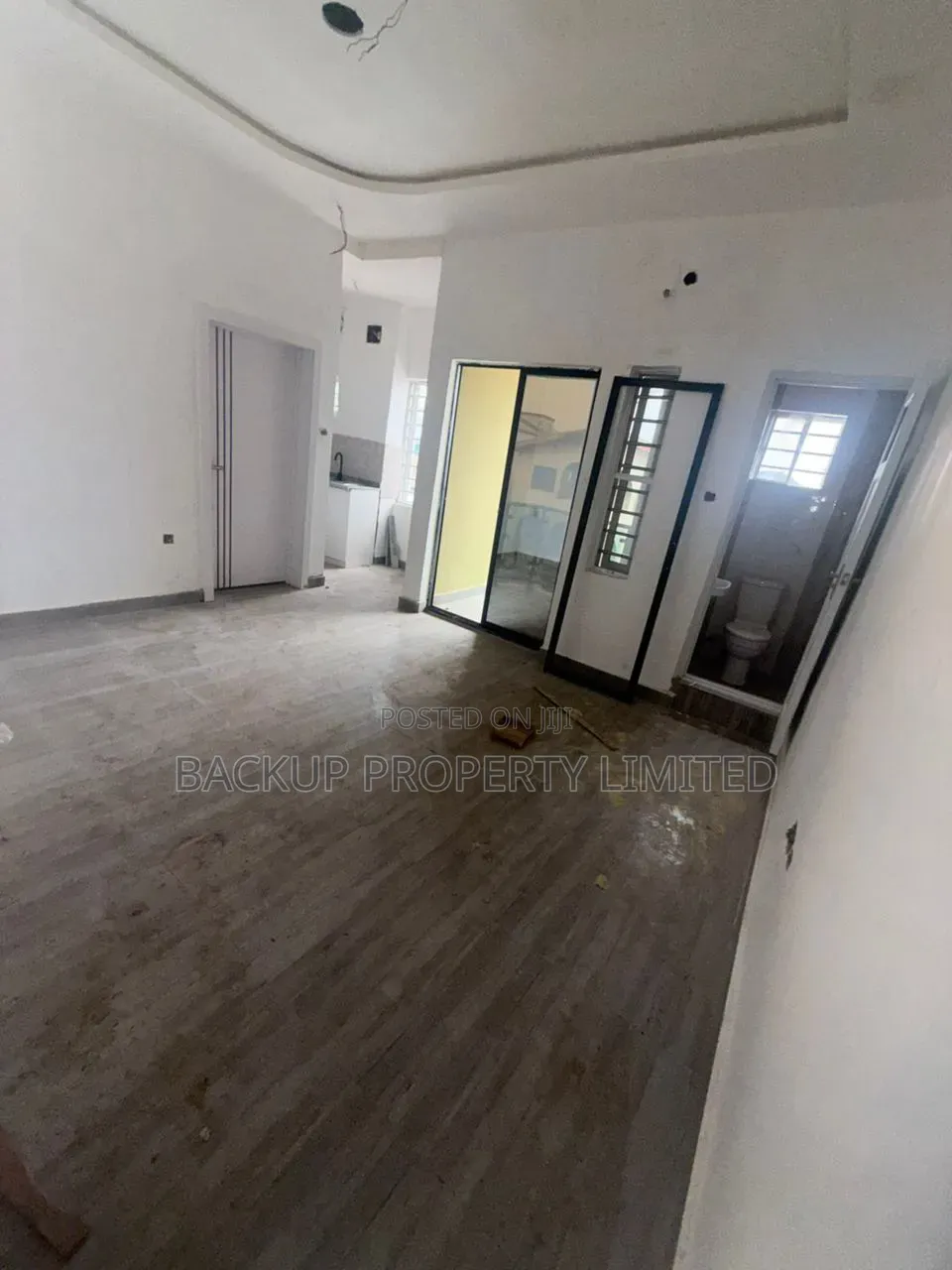 Mini Flat in Onike for sale in Onike