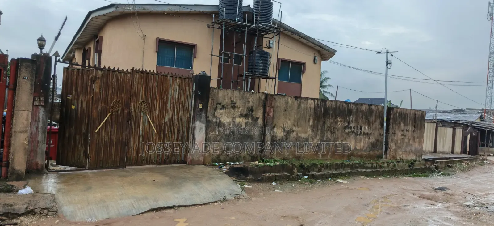3bdrm Block of Flats in Ipaja / Ipaja for sale in Ipaja / Ipaja