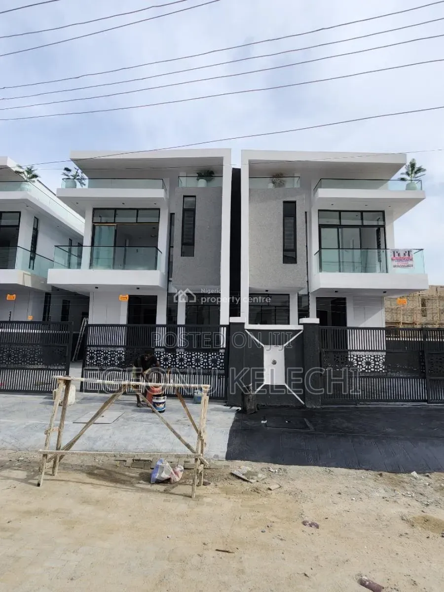 4bdrm Duplex in Ikota for sale in Ikota