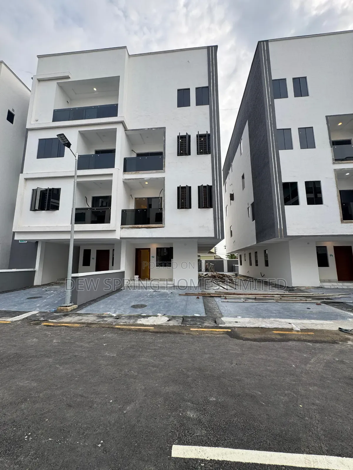 4bdrm Maisonette in Gra for sale in Ikeja GRA
