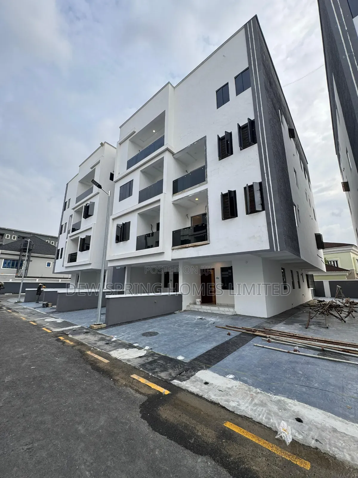 4bdrm Maisonette in Gra for sale in Ikeja GRA