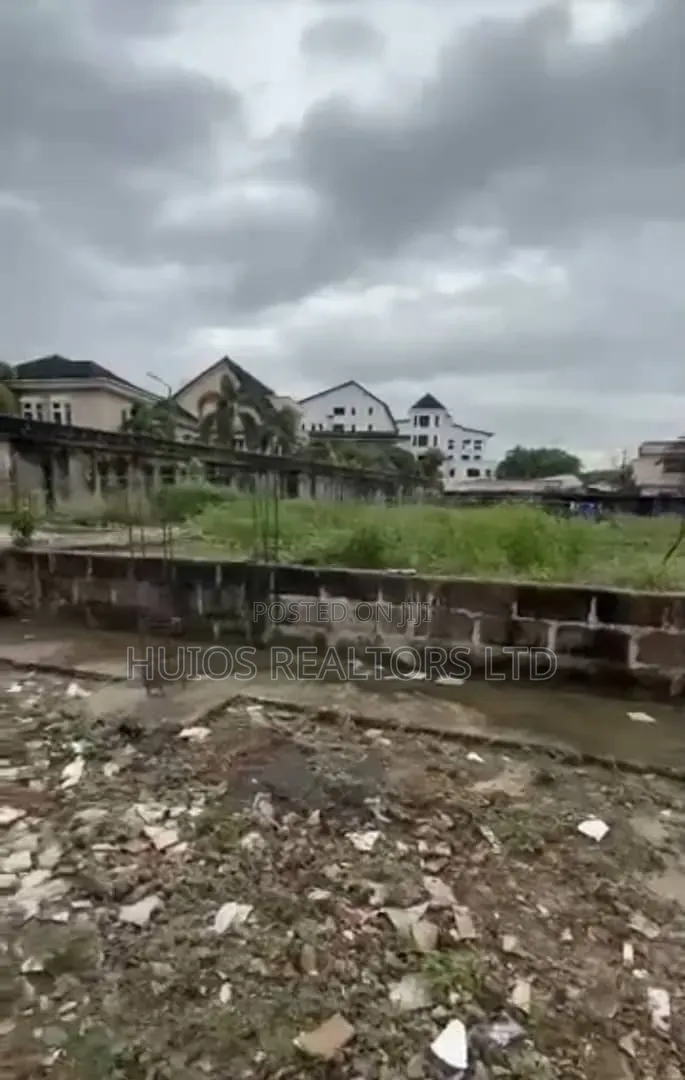 Fenced 3090 SQM Plots of Land for Sale at Admiralty Lekki in Lekki Phase 1