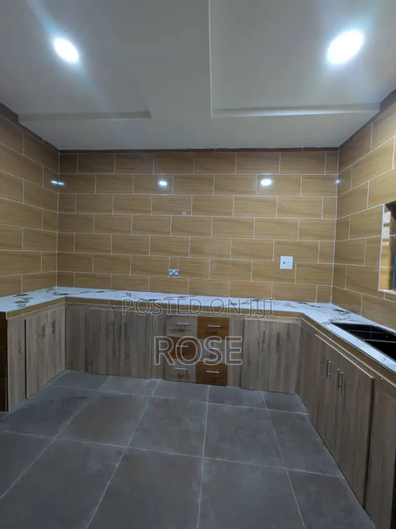 2bdrm Apartment in Ikot Mbang, Uyo for rent in Uyo