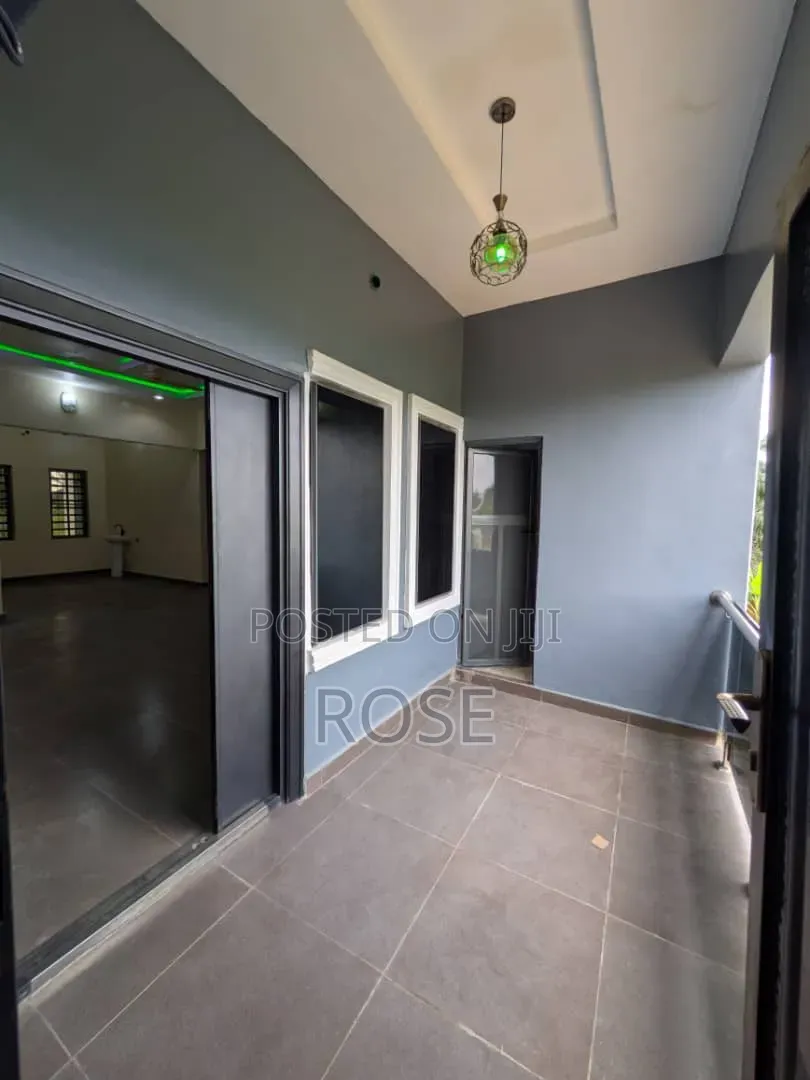 2bdrm Apartment in Ikot Mbang, Uyo for rent in Uyo